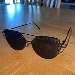 Dior Men’s Sunglasses. Sides are loose. Super affordable pair to fix up.